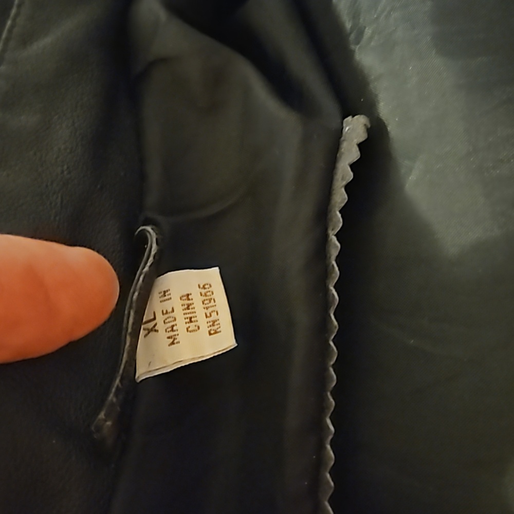 Leather jacket - Picture 4 of 4